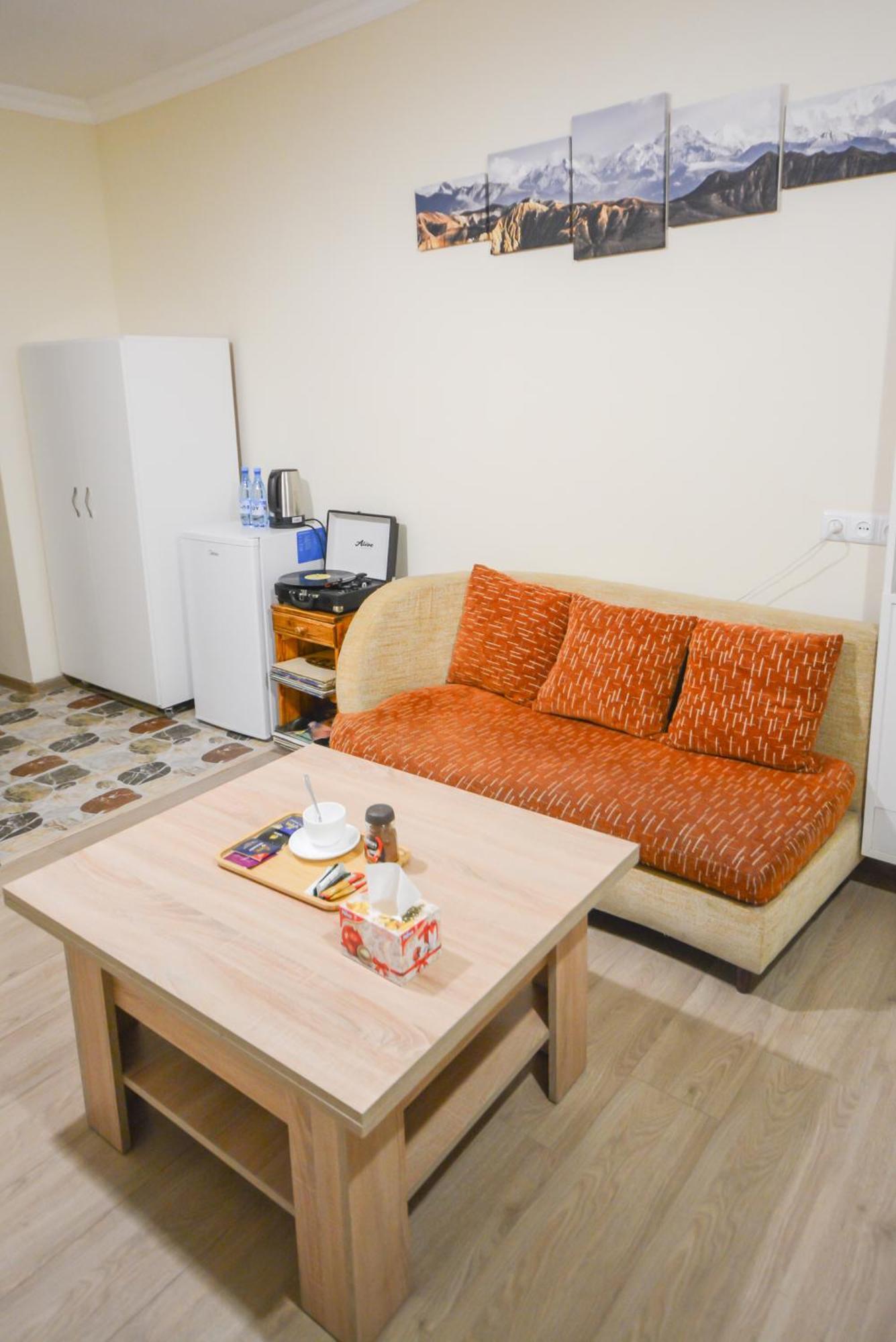 Eleven - 11 Hotel Jegegnadzor Kültér fotó