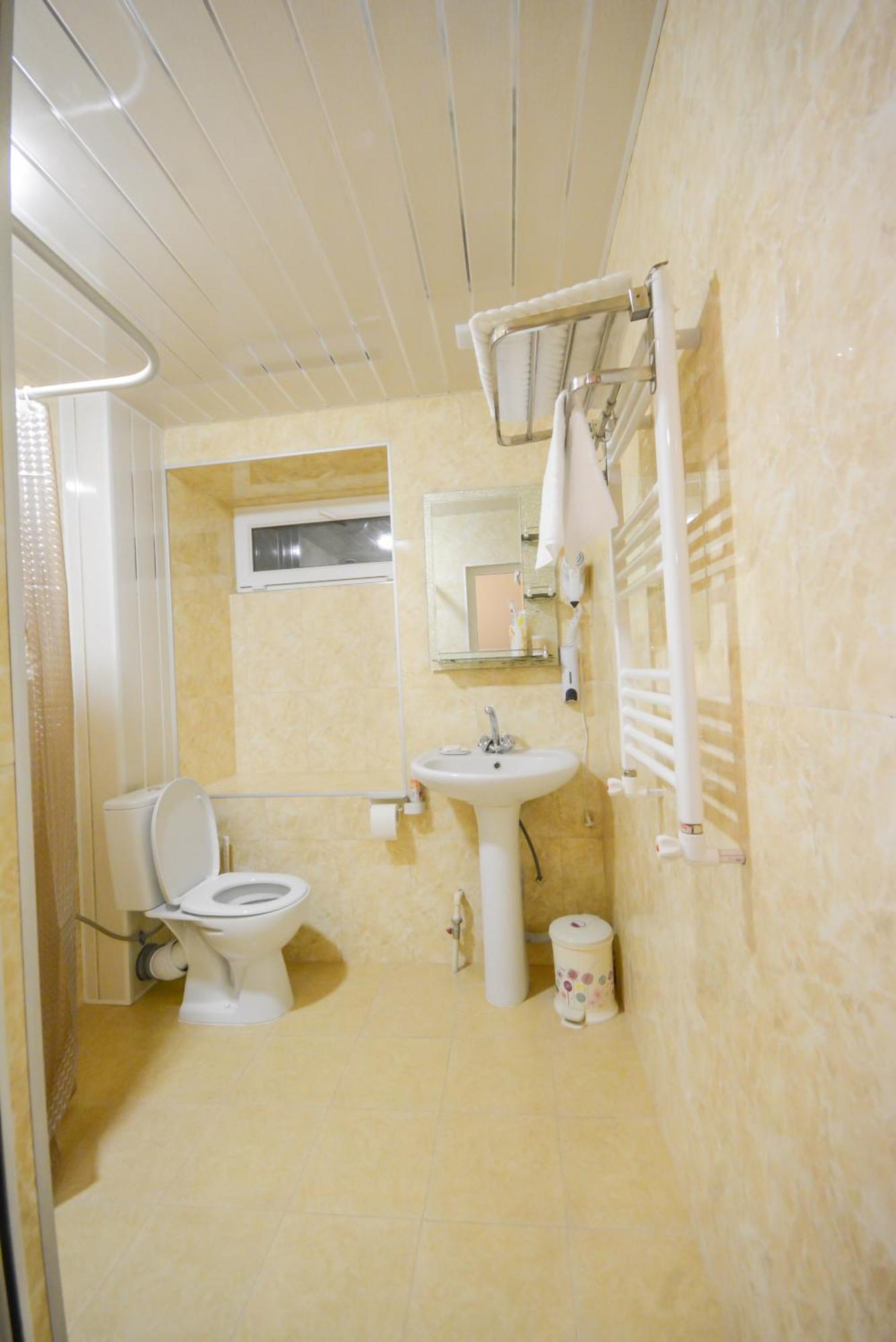 Eleven - 11 Hotel Jegegnadzor Kültér fotó